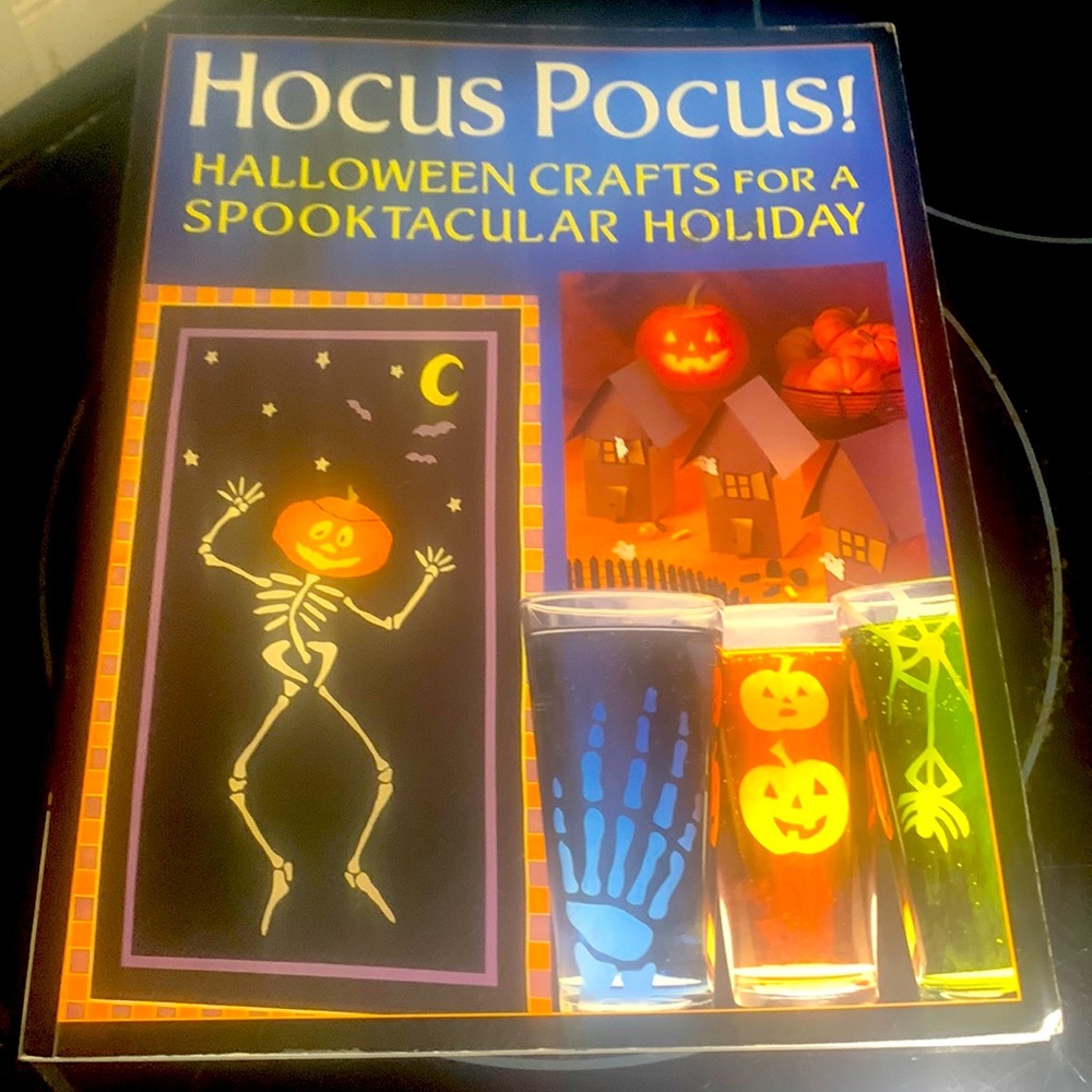 Hocus Pocus Halloween Crafts Book